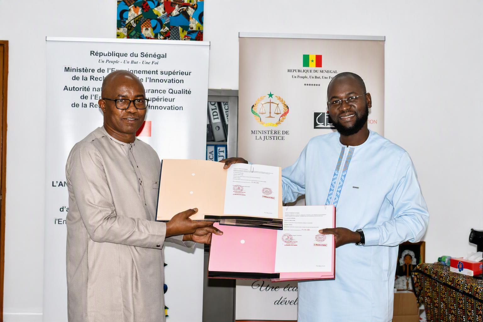 Signature de convention entre l&rsquo;ANAQ-Sup et le CFJ